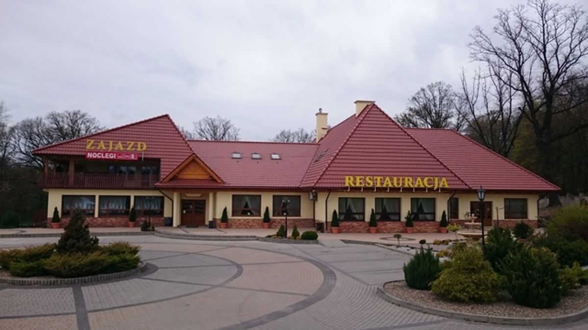 Zajazd Parkosz, restauracja